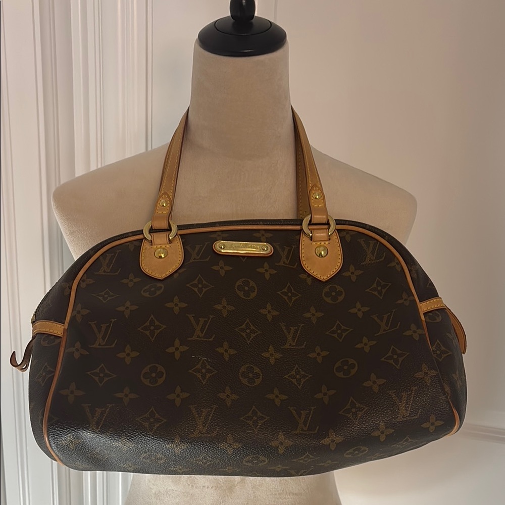 Louis Vuitton Brown Tan Shoulder Bag with Monogram Canvas
